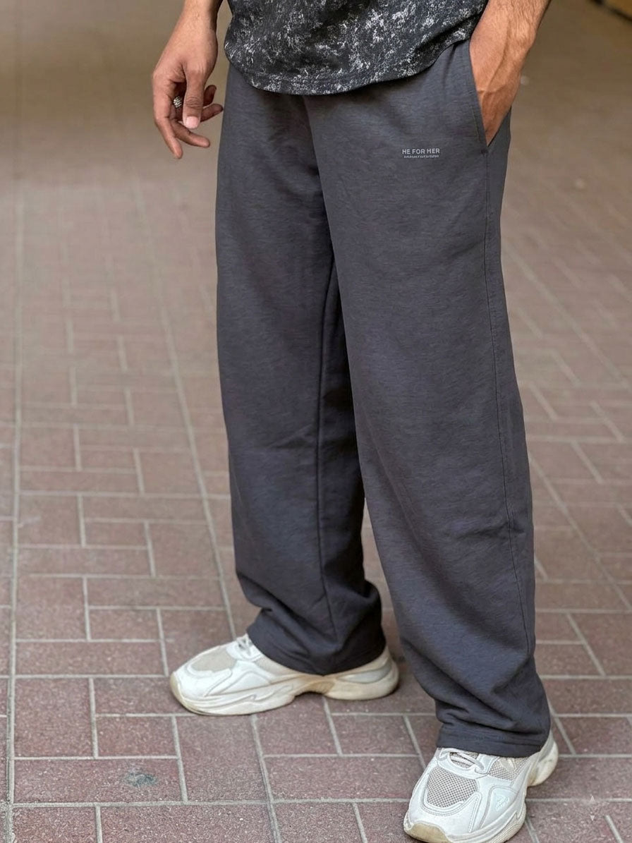 Wide Leg Sweatpants(بنطلون وايد ليج قطن)